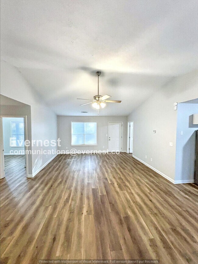 Foto del edificio - 1212 Claywill Cir