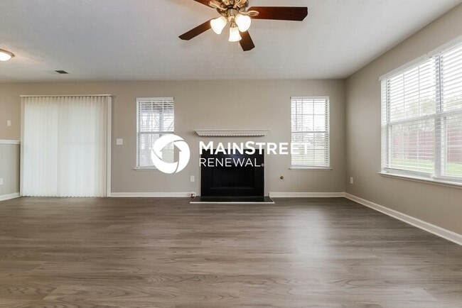 Foto del edificio - 4 Bedroom Pet-Friendly Home in Ellenwood, ...