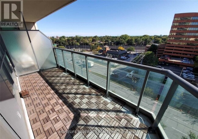 Building Photo - 215 Sherway Gardens Rd