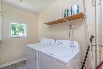 Building Photo - 2505 Ashton Ave