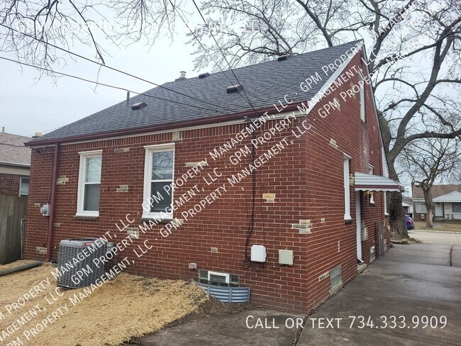 Building Photo - 7734 Rosedale Blvd