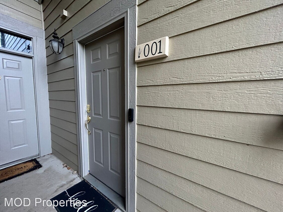 Primary Photo - 3 br, 2 bath House - 10447 W Hampden Ave #1