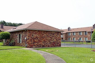 Building Photo - Briarwood Rental Homes