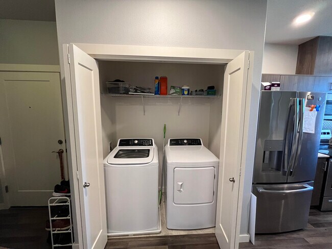 Foto del edificio - 16284 NW Chadwick Way