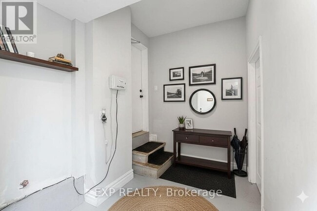 Building Photo - 2 Morden Crescent