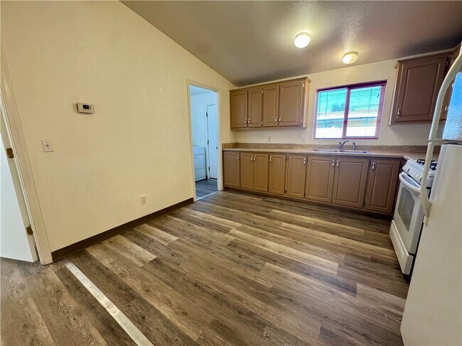 Foto del edificio - 4479 Lynda Cir