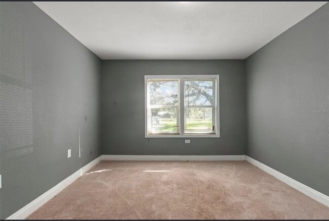 Foto del edificio - 3106 E Trapnell Rd