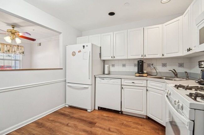 Foto del edificio - 95 Crestview Ln