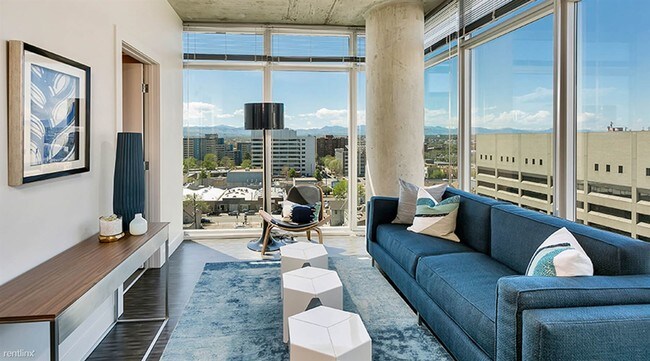 Foto del edificio - 2728 Lawrence St