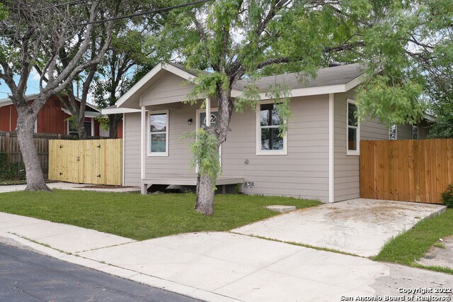 Foto del edificio - 1326 Ervin St