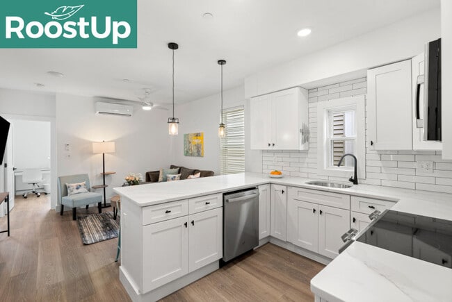 Building Photo - New RoostUp Furnished Private Bedroom in South Boston!