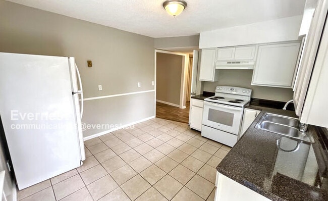Building Photo - 5727 N Morgan Ln