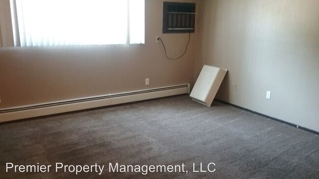 Building Photo - 1807 E Capitol Ave