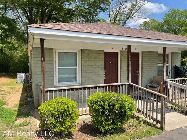 Foto del edificio - 2 br, 1 bath House - 3405 Reid Avenue Unit A
