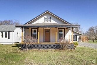 Building Photo - 54054 N Ironwood Rd