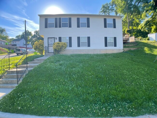 Building Photo - 5208 Doppler St