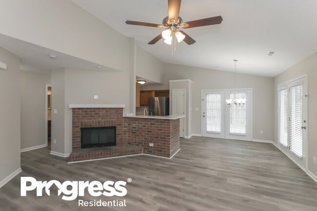 Building Photo - 12104 Stewarts Crossing Dr