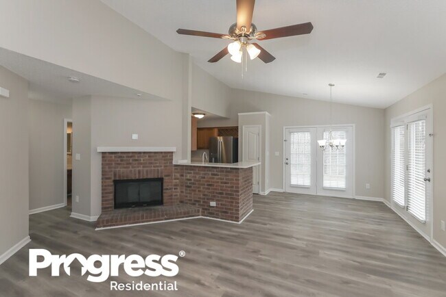 Foto del edificio - 12104 Stewarts Crossing Dr