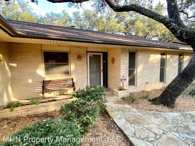 Foto del edificio - 3 br, 2 bath House - 7010 Forest Way St