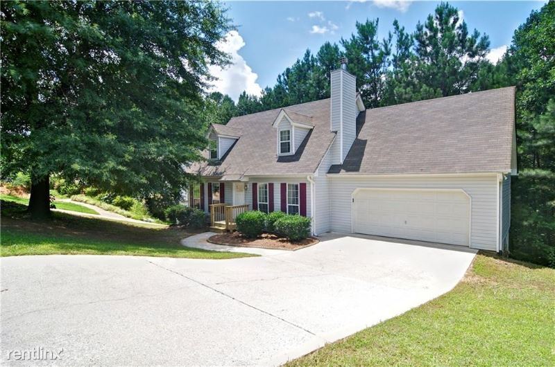Foto principal - 3 br, 2 bath House - 111 Whispering Ct