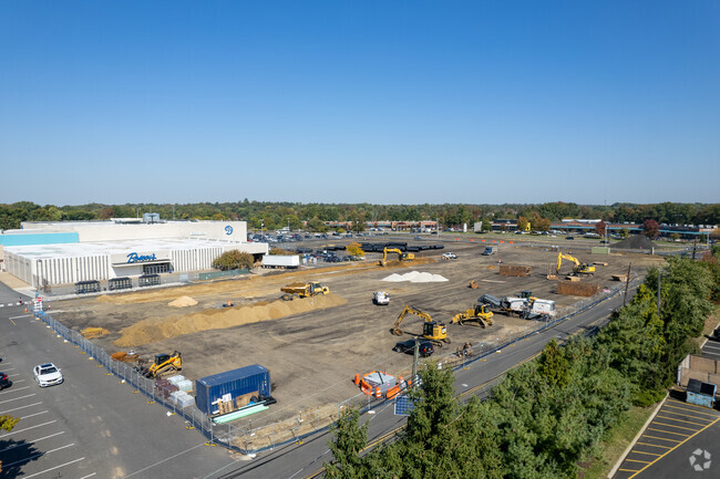 10/11/22-Construction Photo - The Pearl