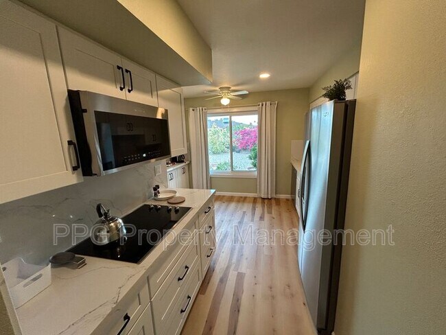 Foto del edificio - 12642 W Skyview Dr