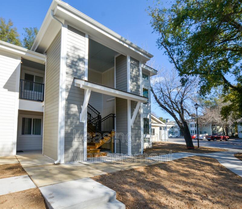 Foto principal - 275 Alexandra Dr