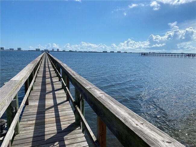Building Photo - 13513 S Indian River Dr