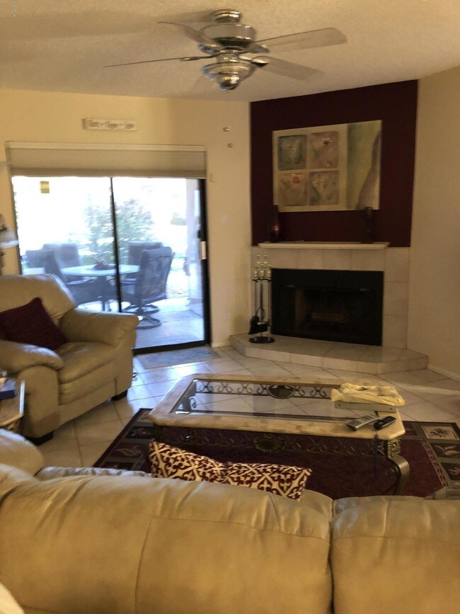 Foto del edificio - 9345 N 92nd St