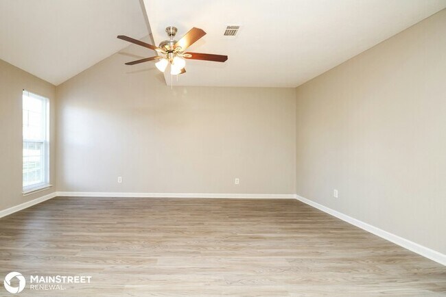 Building Photo - 934 Lavergne Ln