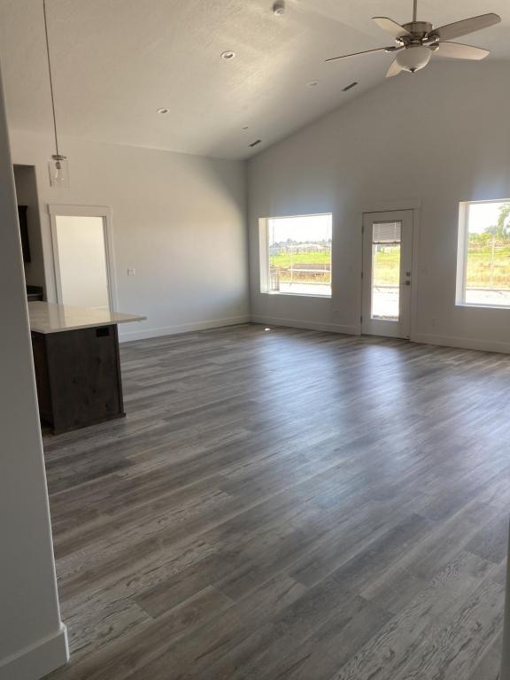 Building Photo - 2065 N 3125 W
