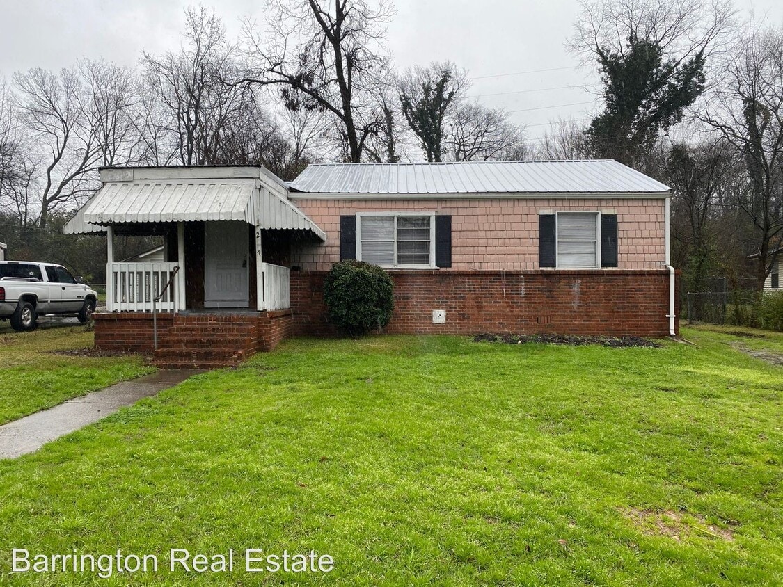 2007 Hollins Dr, Birmingham, AL 35205 House Rental in Birmingham, AL