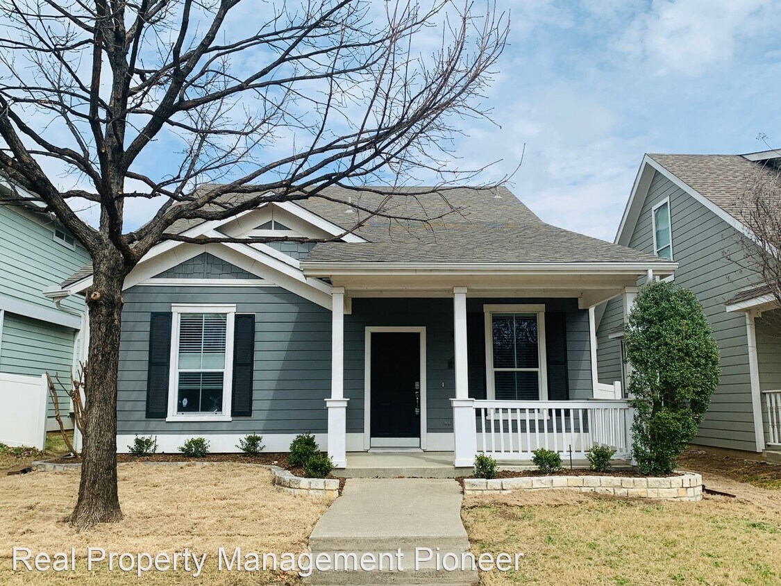 Primary Photo - 3 br, 2.5 bath House - 9817 Birch Dr.