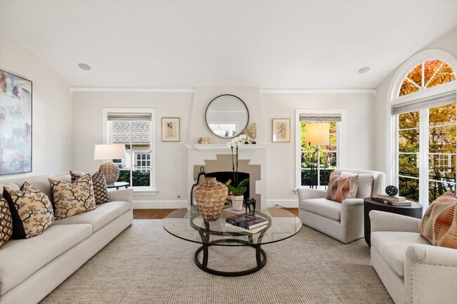 Foto del edificio - 105 Pepper Ave