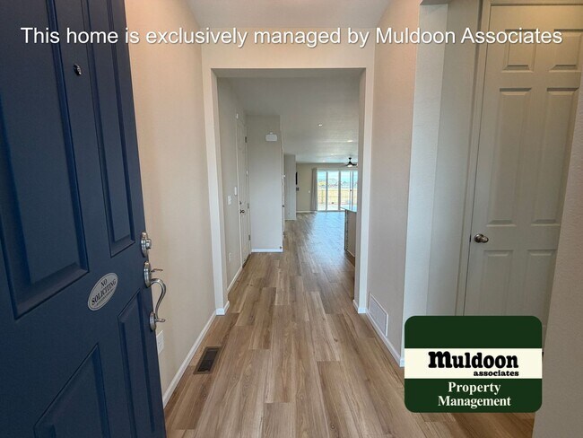 Foto del edificio - Beautiful modern rancher with everything on one level!