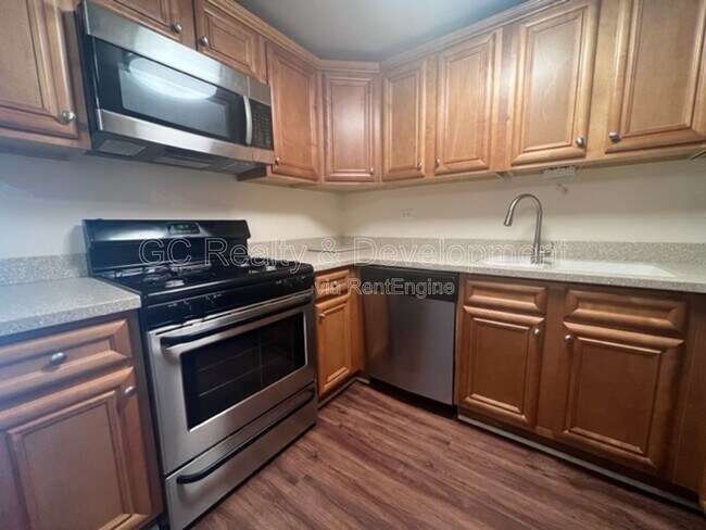 Foto del edificio - 1426 Ellisville Ln