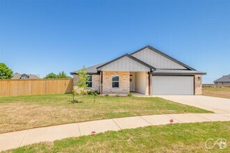 Building Photo - 3698 Yamini Dr