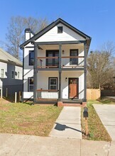Building Photo - 736 Windsor St SW