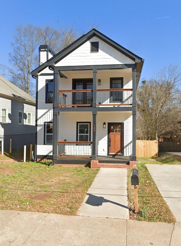 Primary Photo - 3 Bedroom Single Family Home (Newly Renova...