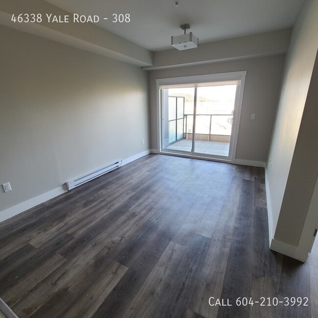 Building Photo - 3rd Floor Condo at Yaletown- 3 Month Utilities Included!