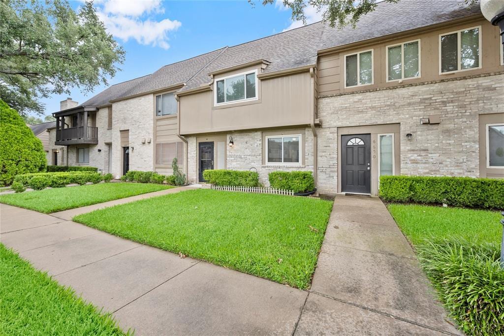 Primary Photo - 6652 Montauk Dr