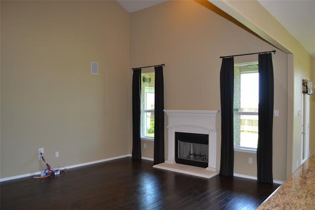 Foto del edificio - 917 Swan Ridge Dr