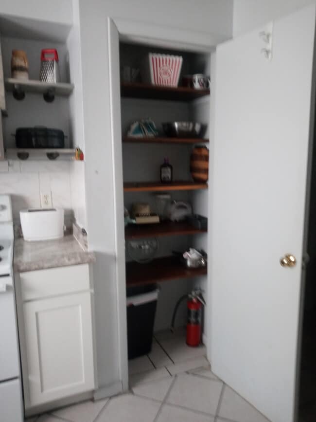 Foto del edificio - 522 Camino Ct