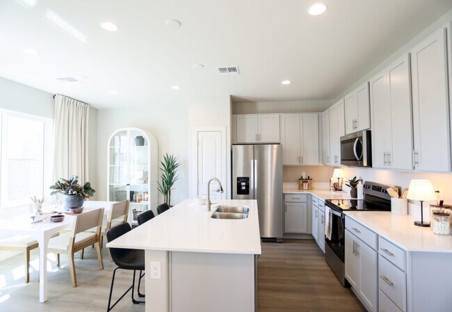 Foto del edificio - Tricon Hudson Crossing