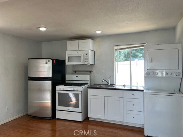 Foto del edificio - 32940 Maiden Ln