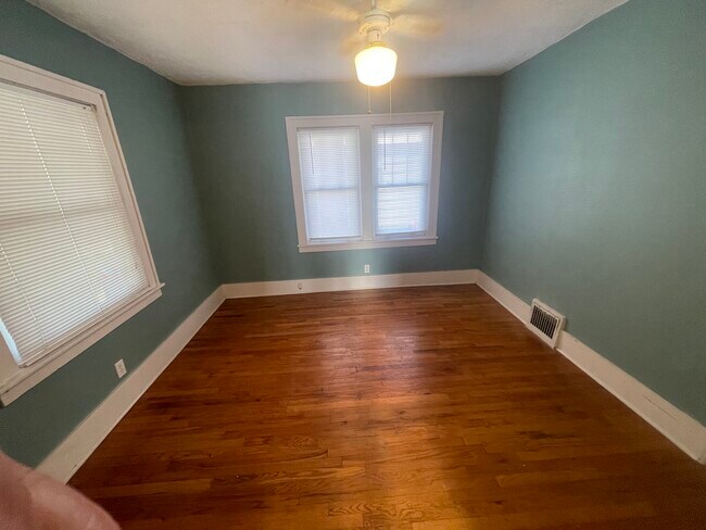 Bedroom 1 - 1801 S Olive St