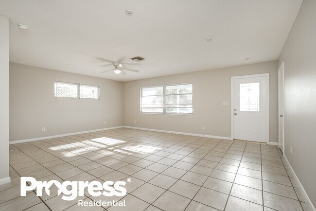 Foto del edificio - 344 Crestwood Ave