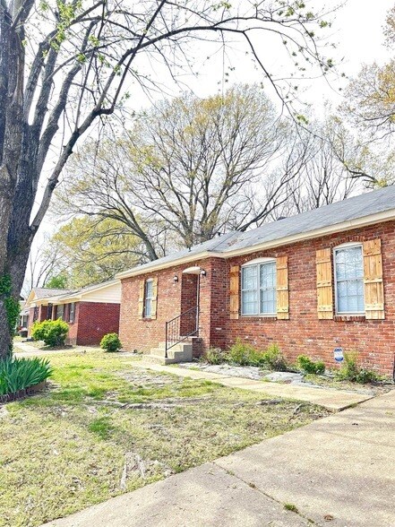 Building Photo - 3469 Northmoor Ave
