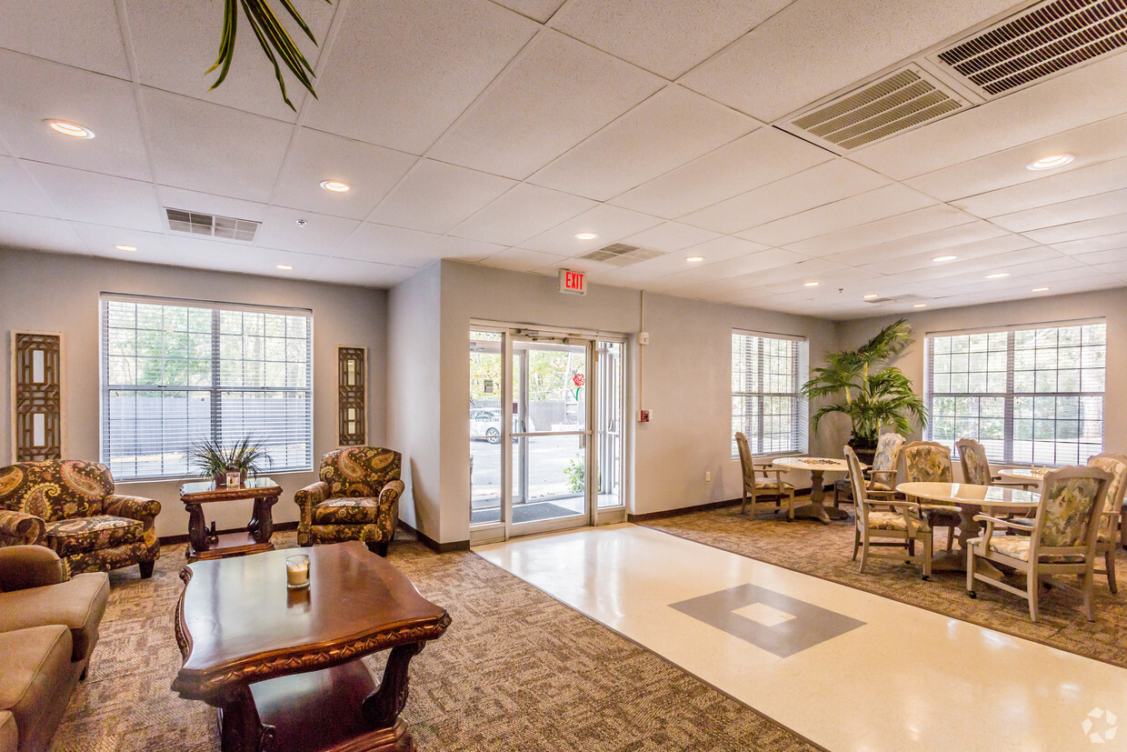 Foto principal - Rose Villa Senior Living