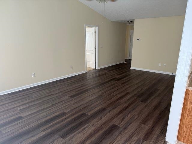 Building Photo - 114 Pirates Cove Ln